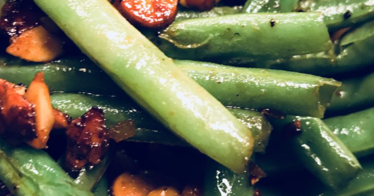 Green Beans with Bacon and Mushrooms